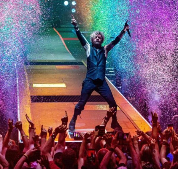INDOCHINE - ARENA TOUR – Image 2